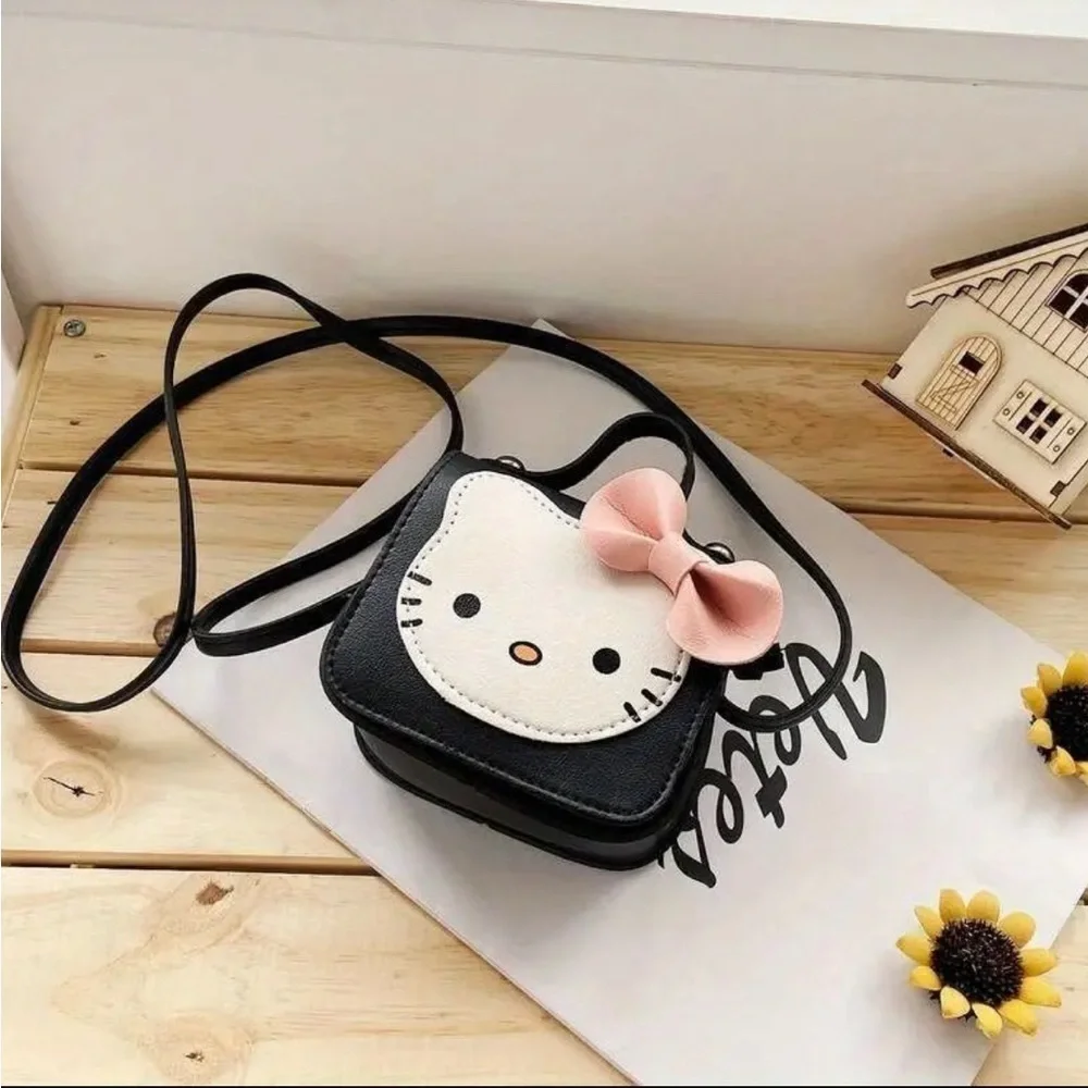 COPY - Hello Kitty Cute Kawaii Shoulder Bag for Kids - Small Black NIP